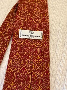 Pierre Balmain Red and Gold Silk Tie with Ornate Medallion Pattern